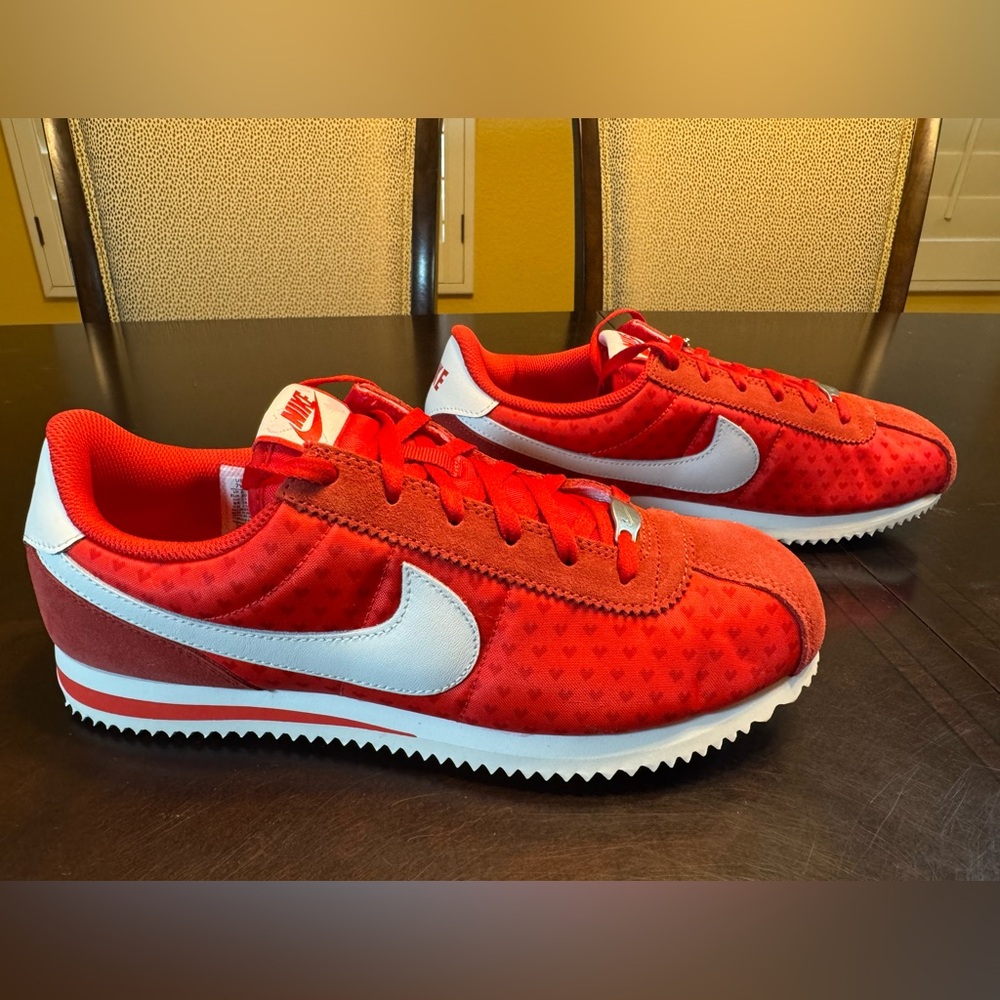 New Nike Cortez Valentines Day Heart Sneaker Shoes - Picture 7 of 16